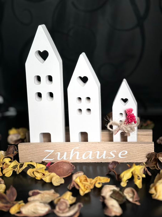 Häuserset auf Holz